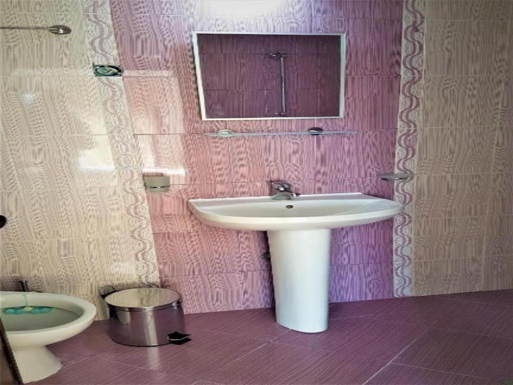 Arts Guest House -Beautiful Villa For 6 Persons 大特尔诺沃 外观 照片